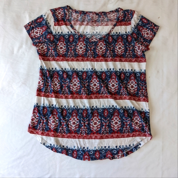 Lucky Brand Rounded Hem Printed Boho Tee Shirt Small - Picture 1 of 6